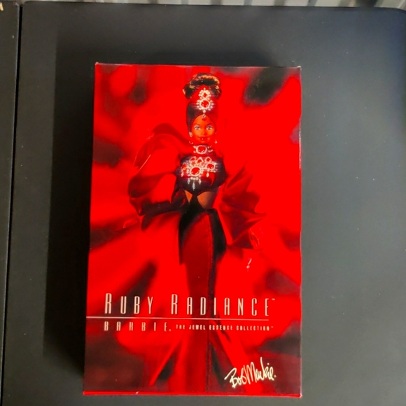 バービーRuby Radiance The Jewel Essence Collection Barbie Fashion Doll by Bob Mackie 輸入品 1552 Ruby Radiance Barbie Doll 1996 The Jewel Essence Collection by Bob Mackie  15520
